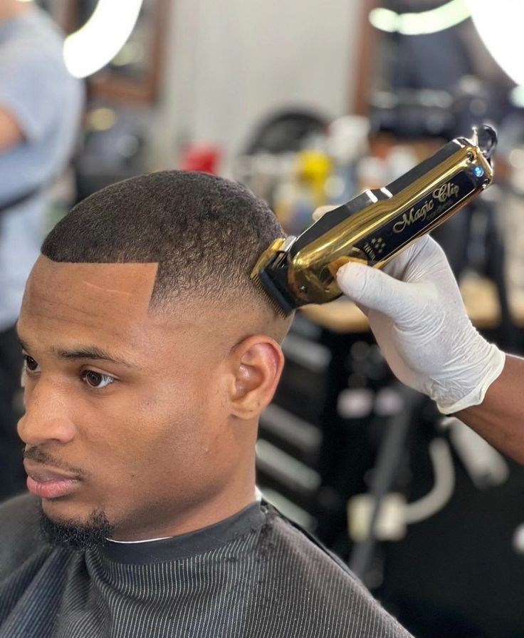 Cut Above The Rest With Wahlpro Gold Cordless Magic Clips %F0%9F%92%87%F0%9F%8F%BB %E2%99%82%EF%B8%8F%F0%9F%92%88trimmer Shaver Barbershop Available %F0%9F%94%9C 1